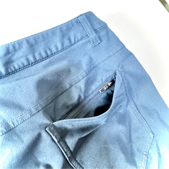 Lululemon navy pants/33x32 - Picture 4 of 7